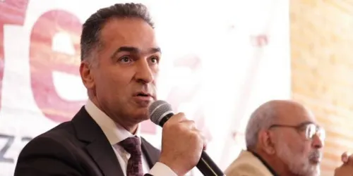 Héctor Alonso podría ser expulsado de Morena tras su suspensión