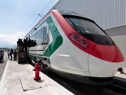 Tren México-Toluca operaría este año si demuestra factibilidad: SCT
