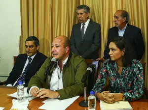 Piden cese y cárcel para magistrado Barba