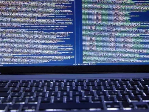Hackers piden cinco millones de dólares a Pemex en ciberataque