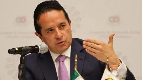 Da positivo a Covid-19 Carlos Joaquín González, gobernador de Quintana Roo