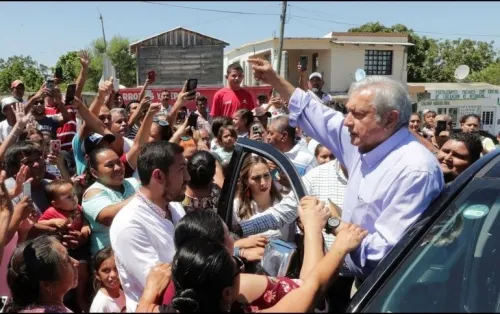 AMLO llama a criminales a que “le bajen”