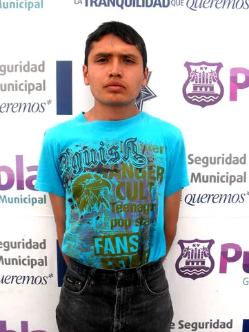 Policía municipal de Puebla aseguró a presunto ladrón en el Mirador