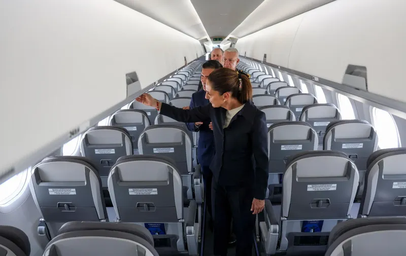 Claudia Sheinbaum recibe primera aeronave Embraer para Mexicana de Aviación, símbolo de justicia, orgullo y soberanía