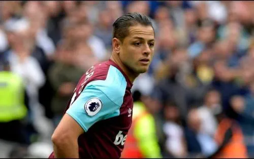 “Chicharito” crea “atmósfera tóxica” en el West Ham: prensa inglesa