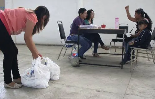 DIF otorga al mes 10 mil despensas para adultos mayores