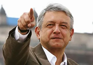 Marinistas Formados en la Fila de López Obrador (¡Cuídate de los Idus de Marzo!)