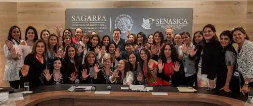Demandan mujeres y jóvenes emprendedores continuidad de programas para el campo