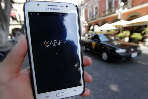 Niega juez a empresa de taxis Cabify volver a operar en Puebla