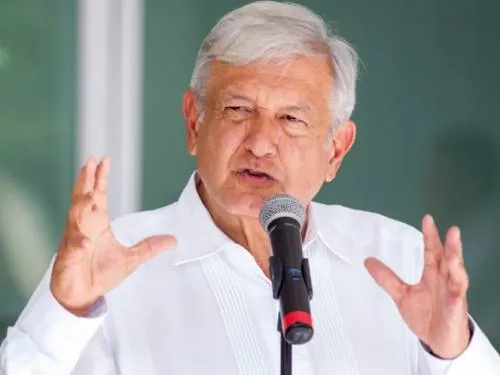 Promete López Obrador liberación de presos políticos