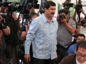 Javier Corral acusa inequidad en elección del PAN