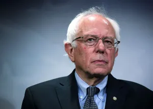Defiende Sanders a mexicanos de ataques verbales de Donald Trump