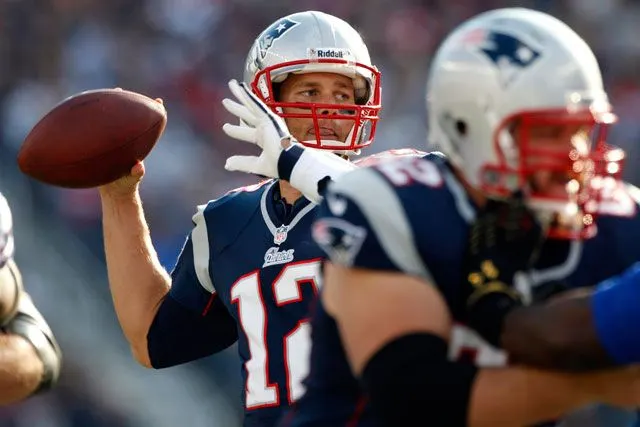Manning y Brady se apuntan para dar sabor a la NFL