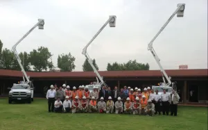 Renueva División Centro Oriente de CFE su parque vehicular