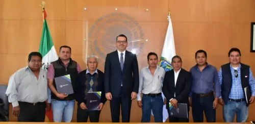 Signan convenio de colaboración el Poder Judicial y 16 ayuntamientos
