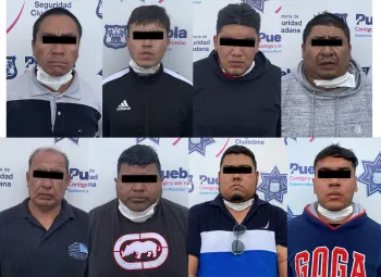 Policía municipal de Puebla detiene a ocho hombres por el robo de dos tractocamiones