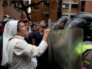 Oposición dará batalla para referendo contra Maduro este año