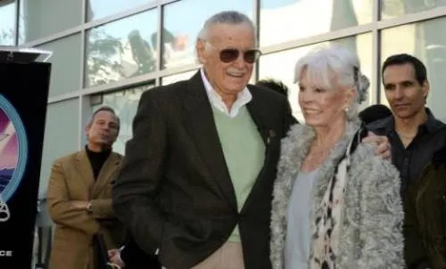 Muere a los 93 años Joan Lee, esposa de la leyenda del cómic Stan Lee