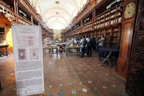 Textos hebraicos del s. XVI al XIX se presentan en la Palafoxiana