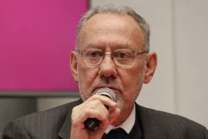 Celebra la Ibero Puebla caída de alianza PAN-PRD