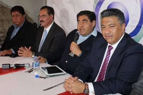 Barbosa Huerta demanda a Meade declinar aspiraciones por escándalo PRI