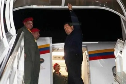 Hugo Chávez se despide y nombra a su próximo sucesor