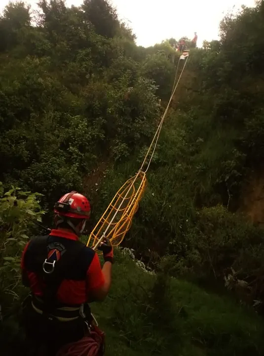 Hallan otro cadáver en barranca de Canoa