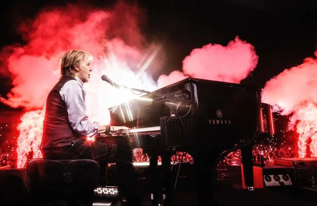 Paul McCartney deslumbra en CDMX con su Got Back Tour