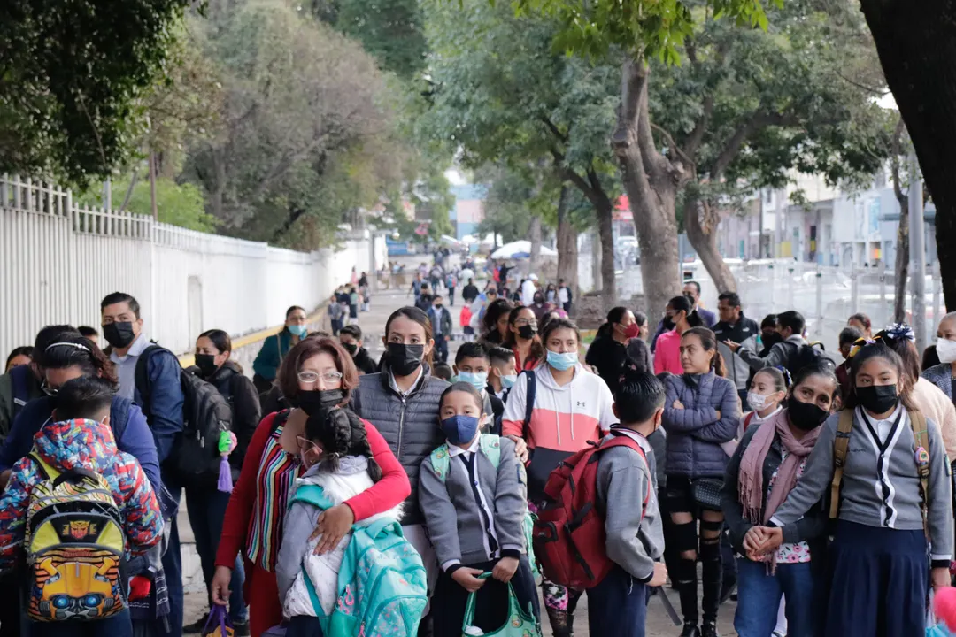 Estudiantes Regreso A Clases