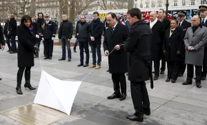 Francia rinde tributo a víctimas de ataques terroristas