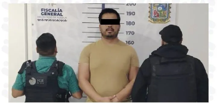 Fiscalía de Puebla aprehende a exagente ministerial por presunto abuso de autoridad y robo
