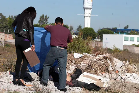 Hallan cadáver en lote baldío en la colonia Concepción La Cruz