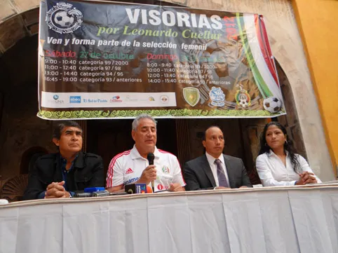 Visoría tricolor en Los Olivos