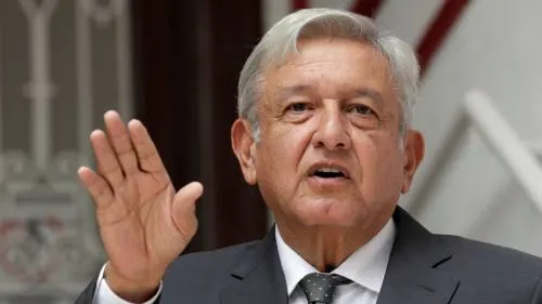 AMLO suspendería subastas petroleras, regularía exportaciones y se acercaría a la OPEP: Reuters