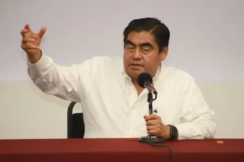 Preparan maletas del director de Icatep y Heliodoro se irá cuando “yo decida”: Barbosa