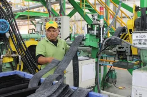 Alerta Banxico por el alza en costo laboral