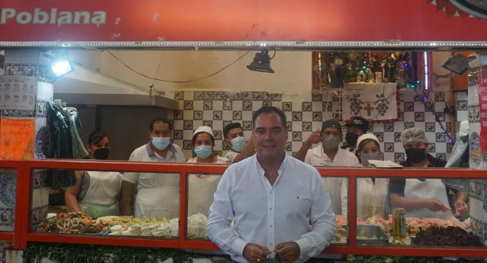 Eduardo Rivera Santamaría no frena el apoyo al comercia local  