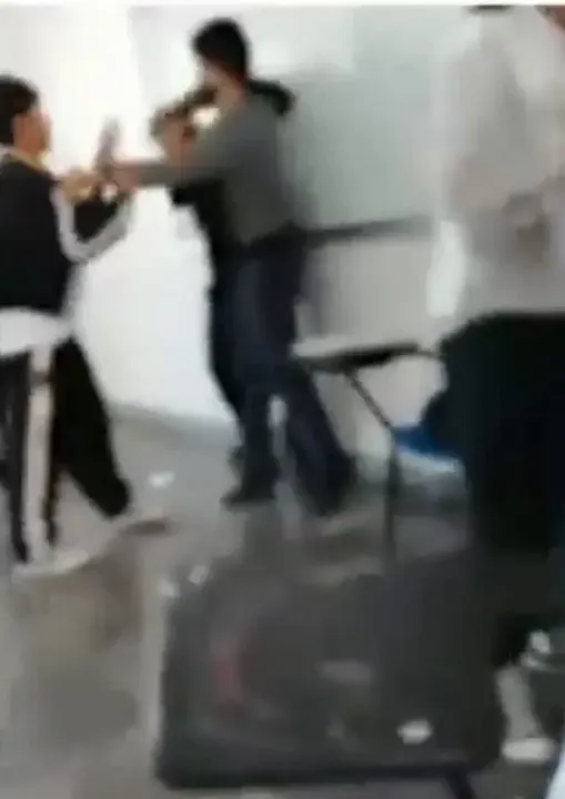Pelea entre estudiantes del CENHCH