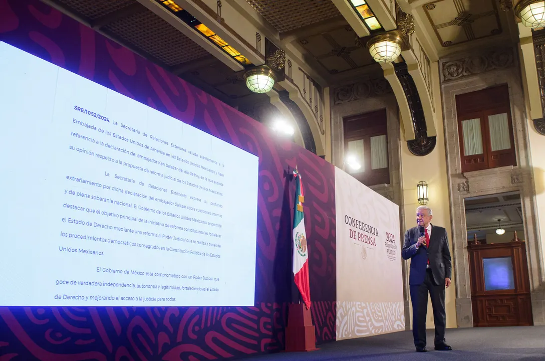 AMLO