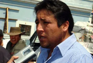 Antorcha critica designaciones de candidatos del PRI