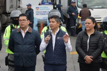 Desmiente Eduardo Rivera que payasos cuenten con permiso del IMACP para actuar en el zócalo