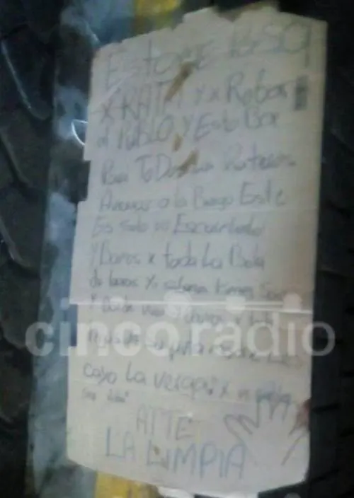Balean a dos delincuentes en Acatzingo y les dejan un recado