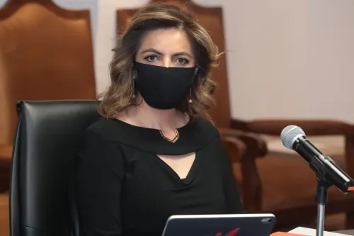¿Campaña de preparémonos es para poner a Olivia Salomón de precandidata de Morena a edil de Puebla?