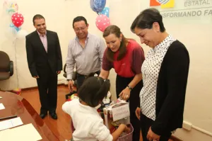 SEDIF integra a tres menores a familias adoptivas