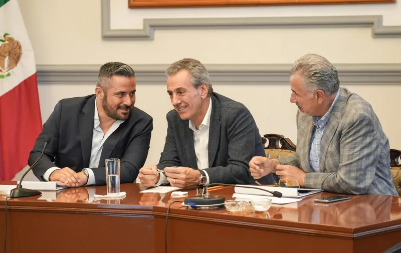 Se lleva a cabo sexta reunión de transición entre los equipos de Pepe Chedraui y Adán Domínguez