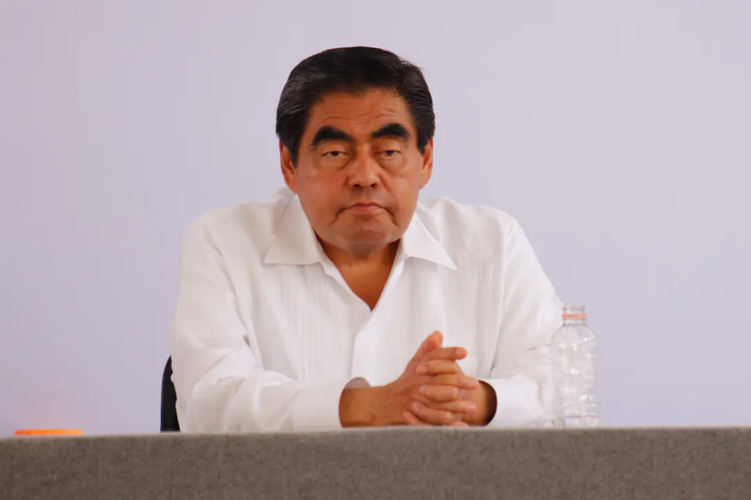 Qué razón tiene el gobernador Barbosa