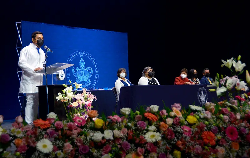 buap-egresados-complejo-regional-sur
