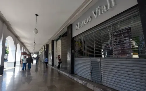 Adversidades como inseguridad, provocan cierre en 1 de cada 2 negocios propios; aumentan casos 79.9%