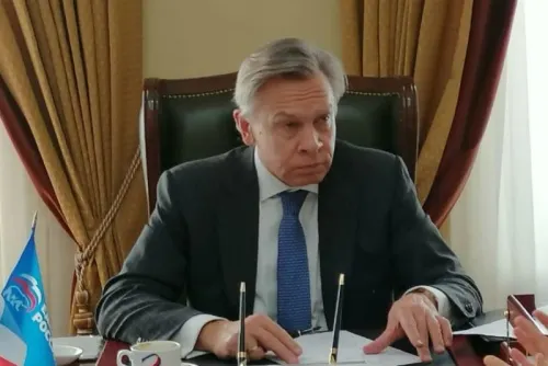 Proponen otorgar escaño vitalicio a ex presidentes en senado ruso