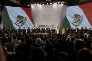 Tony Gali reclama atrasos con que recibe gobierno de Puebla